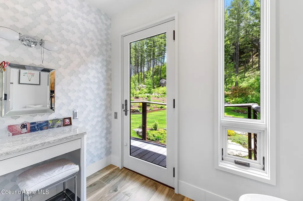 172 Elk Hills Road Sandpoint ID 83864