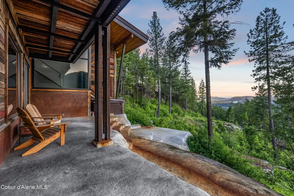 172 Elk Hills Road Sandpoint ID 83864