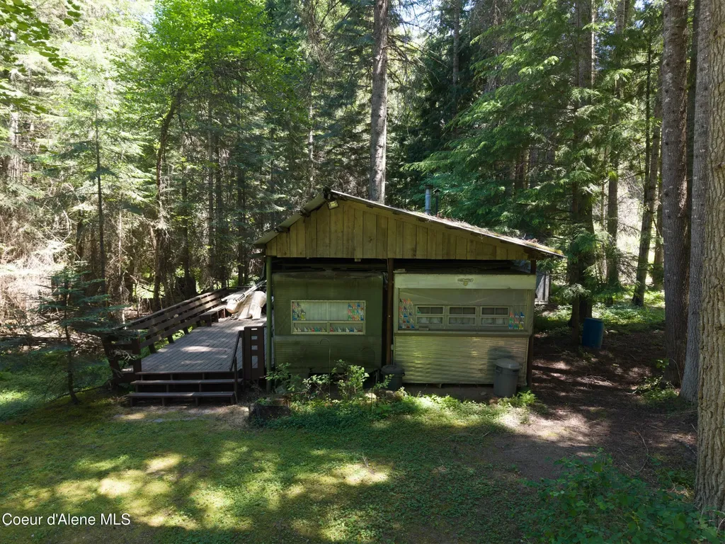 30839 St Joe River Road Calder ID 83808