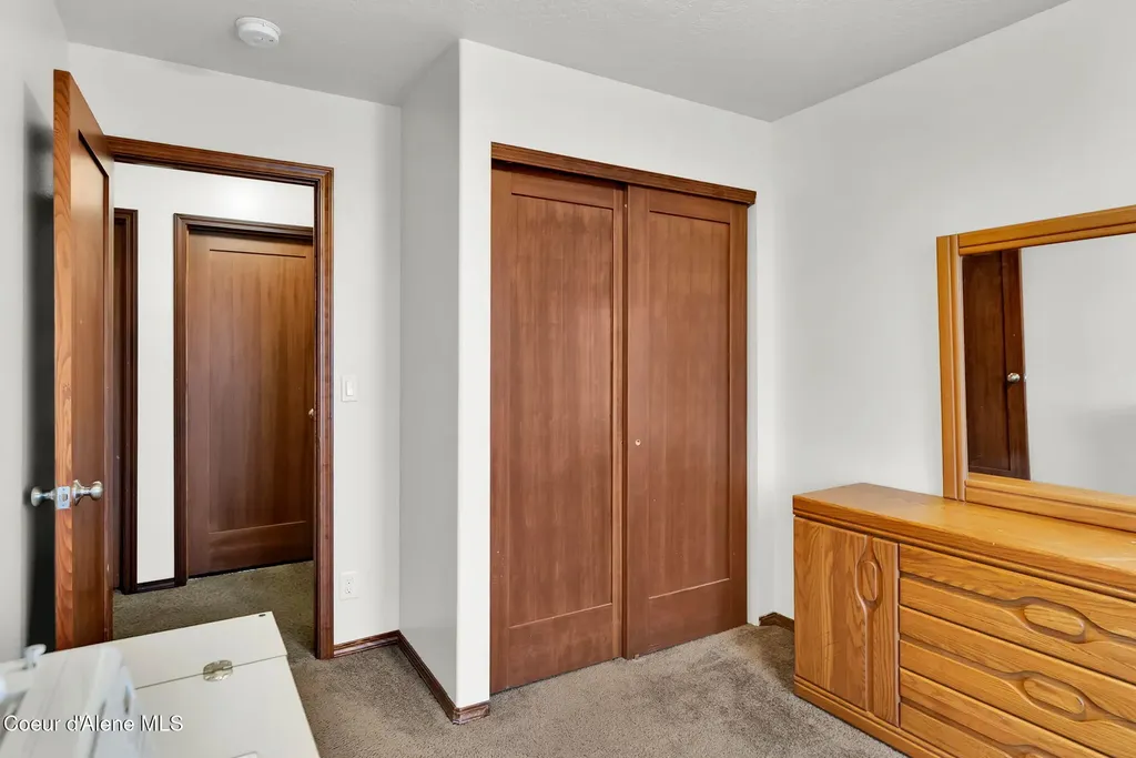 2118 N Teanaway Drive Post Falls ID 83854
