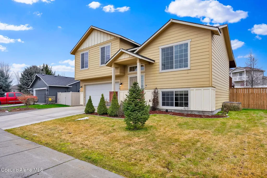 2118 N Teanaway Drive Post Falls ID 83854
