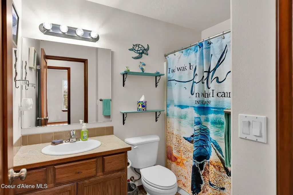 2118 N Teanaway Drive Post Falls ID 83854