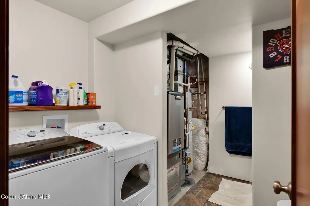 2118 N Teanaway Drive Post Falls ID 83854