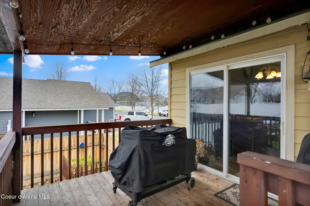 2118 N Teanaway Drive Post Falls ID 83854