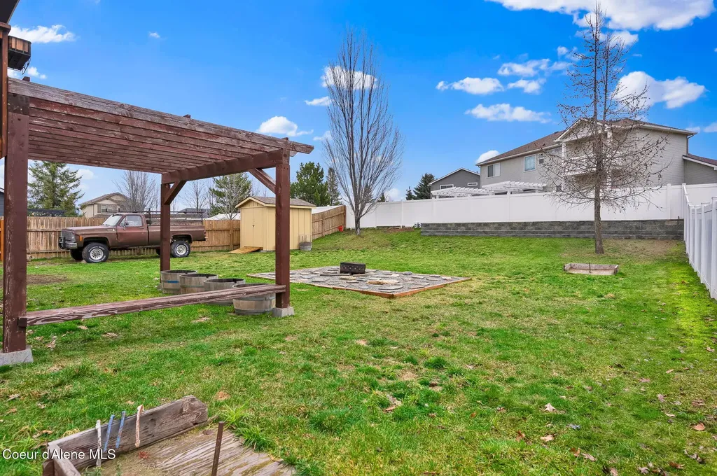 2118 N Teanaway Drive Post Falls ID 83854