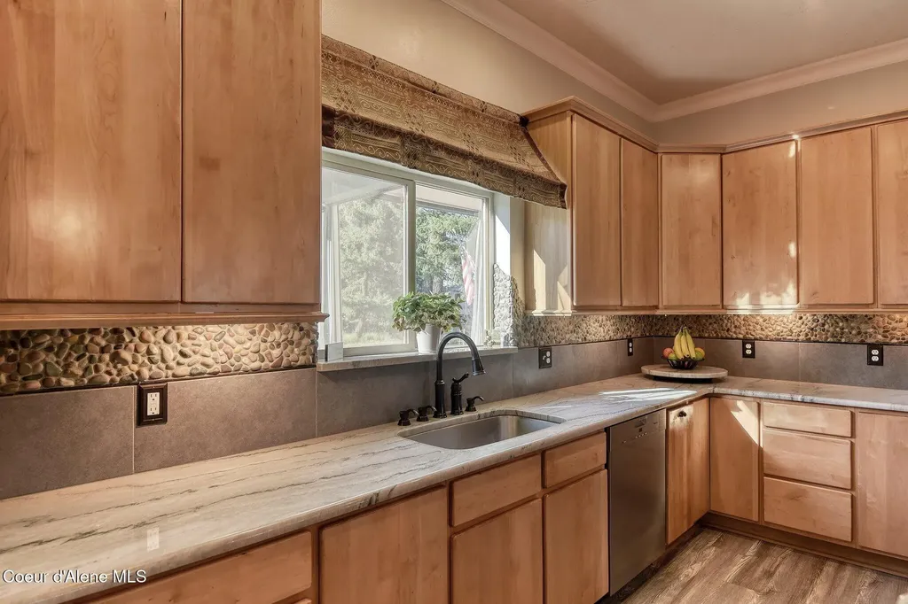 177 Rocky Ridge Road Cocolalla ID 83813