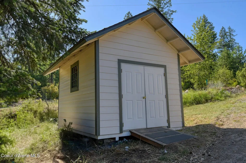 177 Rocky Ridge Road Cocolalla ID 83813