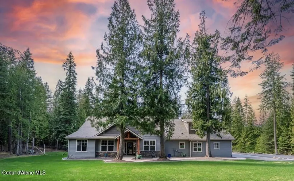 3102 W Mack Lane Rathdrum ID 83858