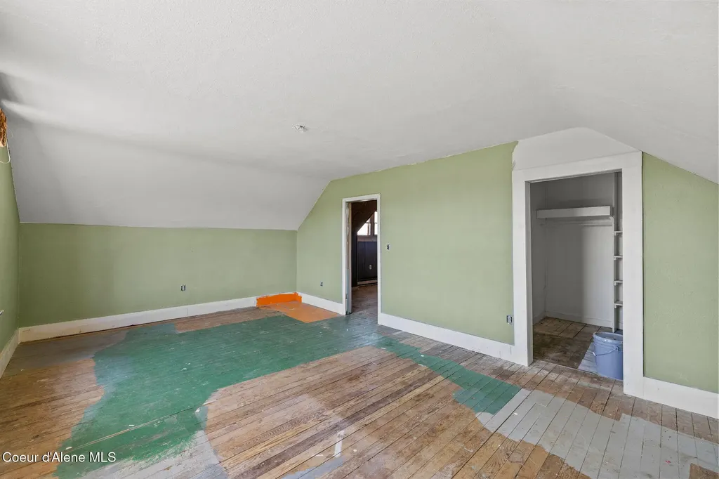 26497 N Warren Road Athol ID 83801