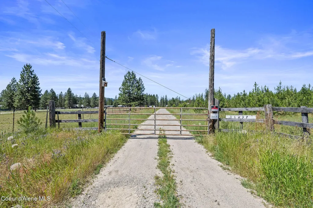 26497 N Warren Road Athol ID 83801