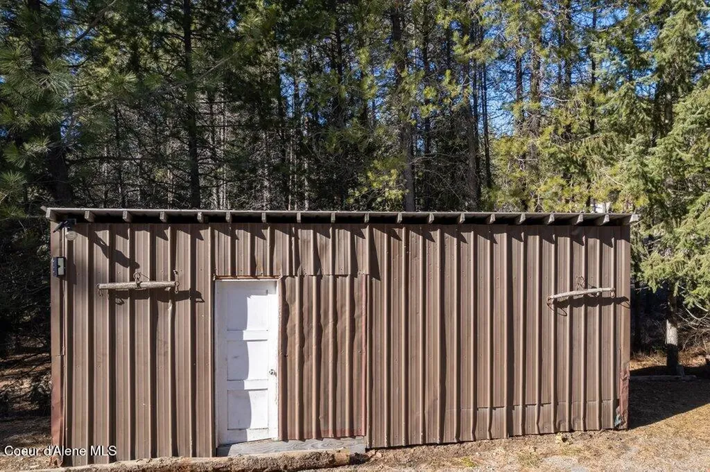 34517 N Hayden Drive Spirit Lake ID 83869