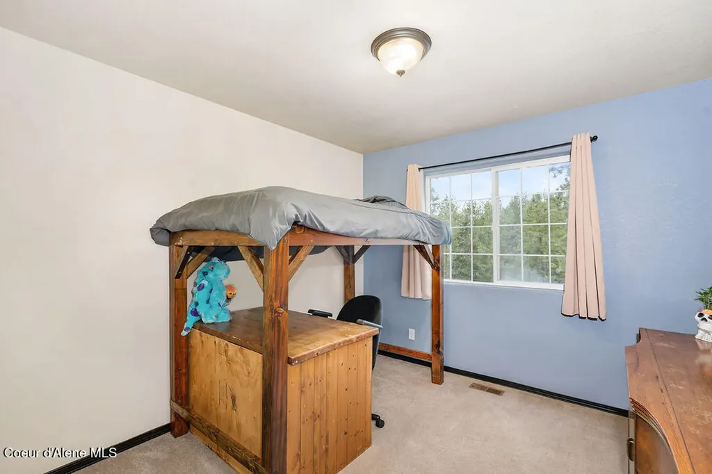 34517 N Hayden Drive Spirit Lake ID 83869