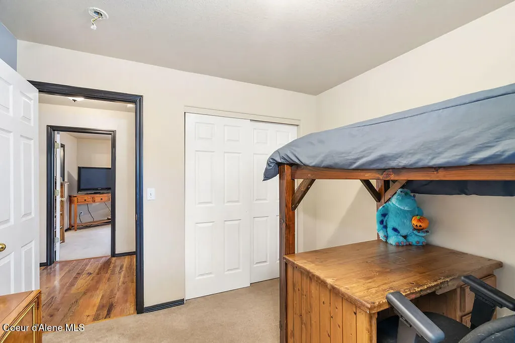 34517 N Hayden Drive Spirit Lake ID 83869
