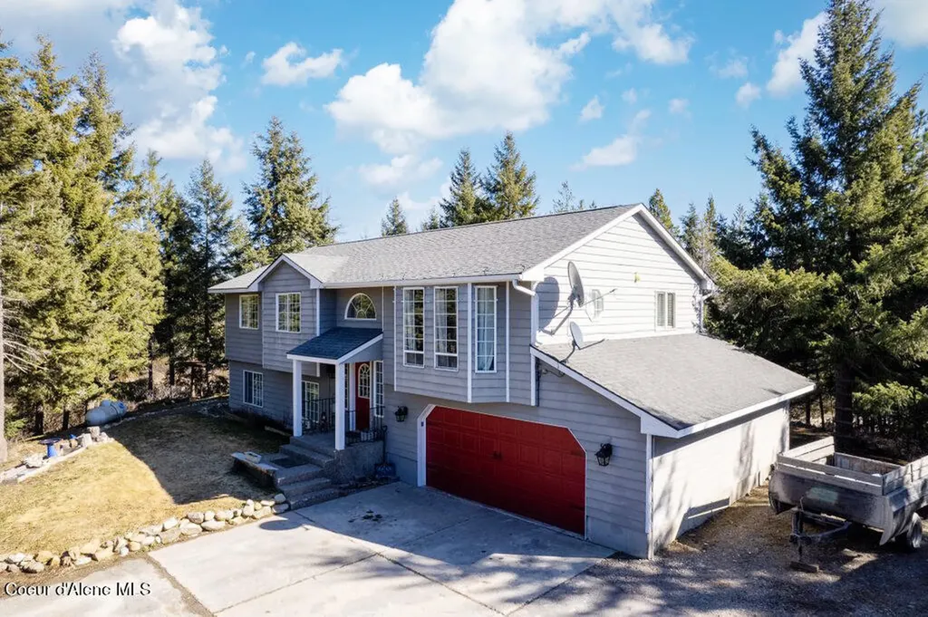 34517 N Hayden Drive Spirit Lake ID 83869