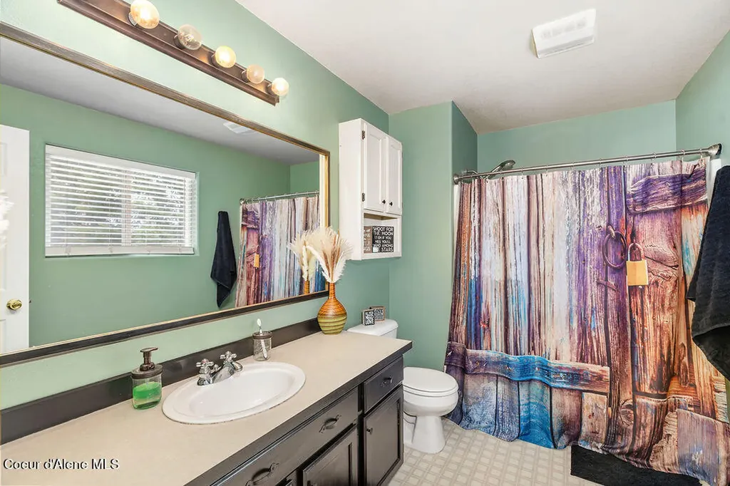 34517 N Hayden Drive Spirit Lake ID 83869