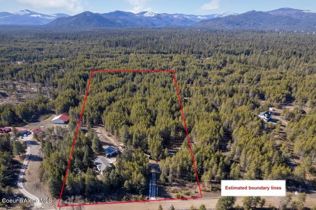 34517 N Hayden Drive Spirit Lake ID 83869