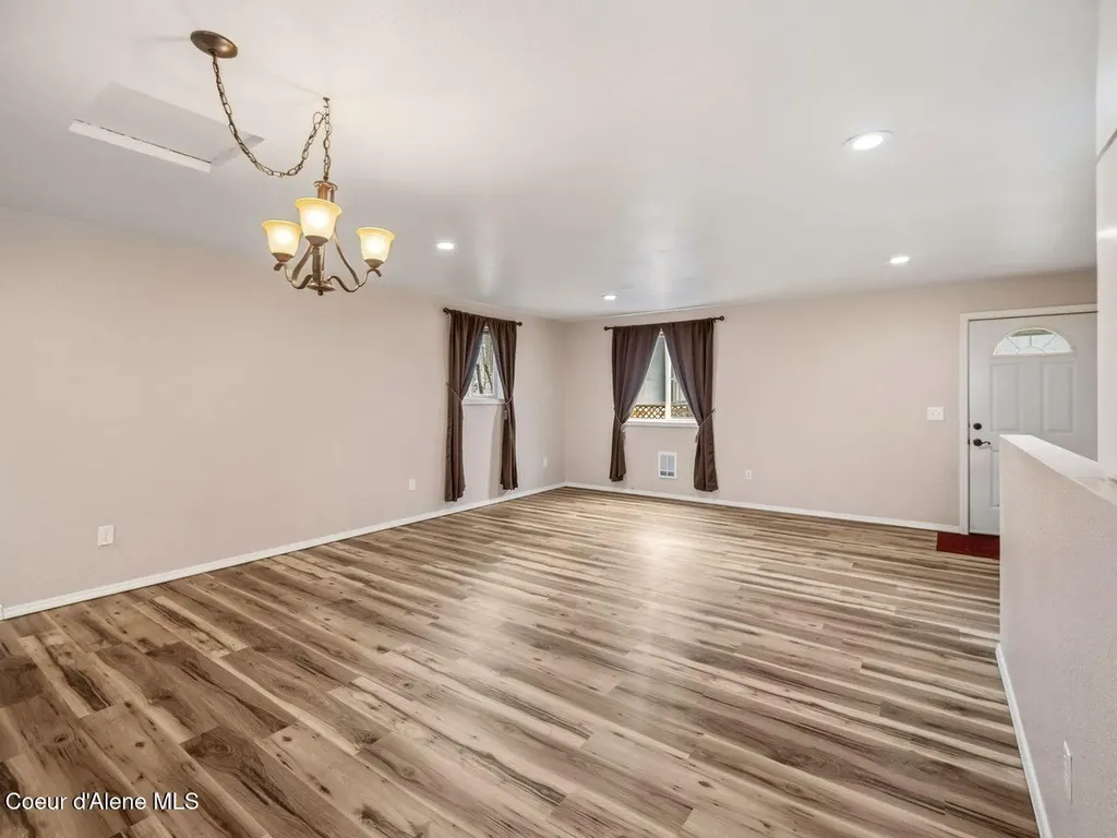 205 E Brewster Street Fairfield WA 99012