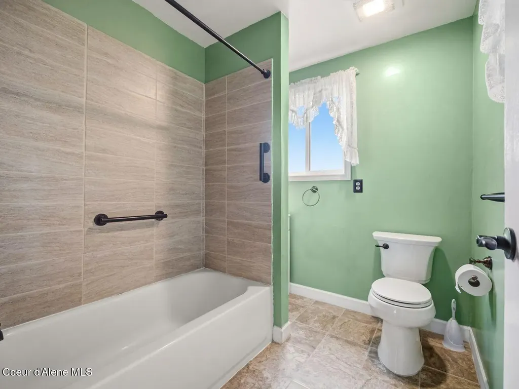 205 E Brewster Street Fairfield WA 99012