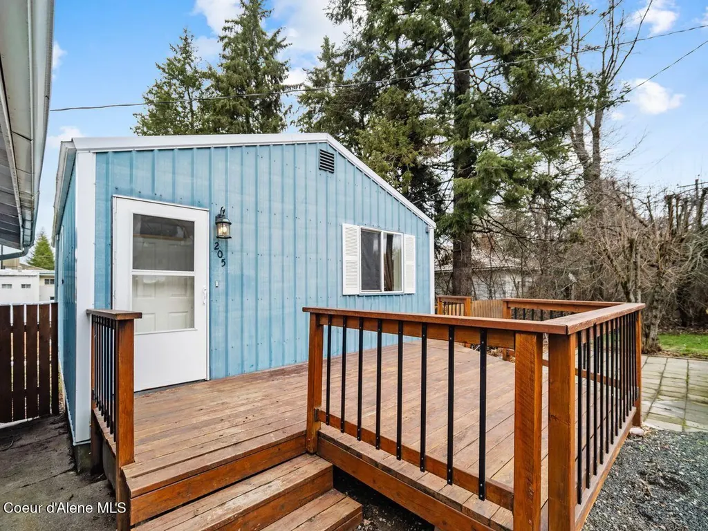 205 E Brewster Street Fairfield WA 99012