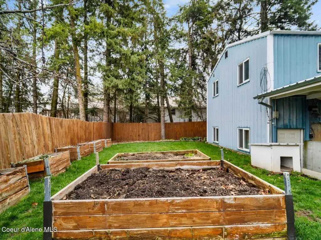 205 E Brewster Street Fairfield WA 99012