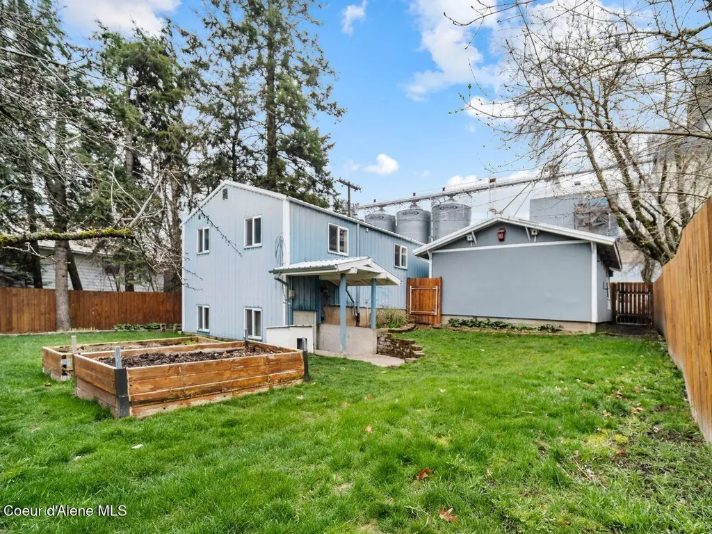 205 E Brewster Street Fairfield WA 99012