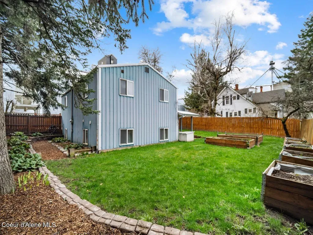 205 E Brewster Street Fairfield WA 99012
