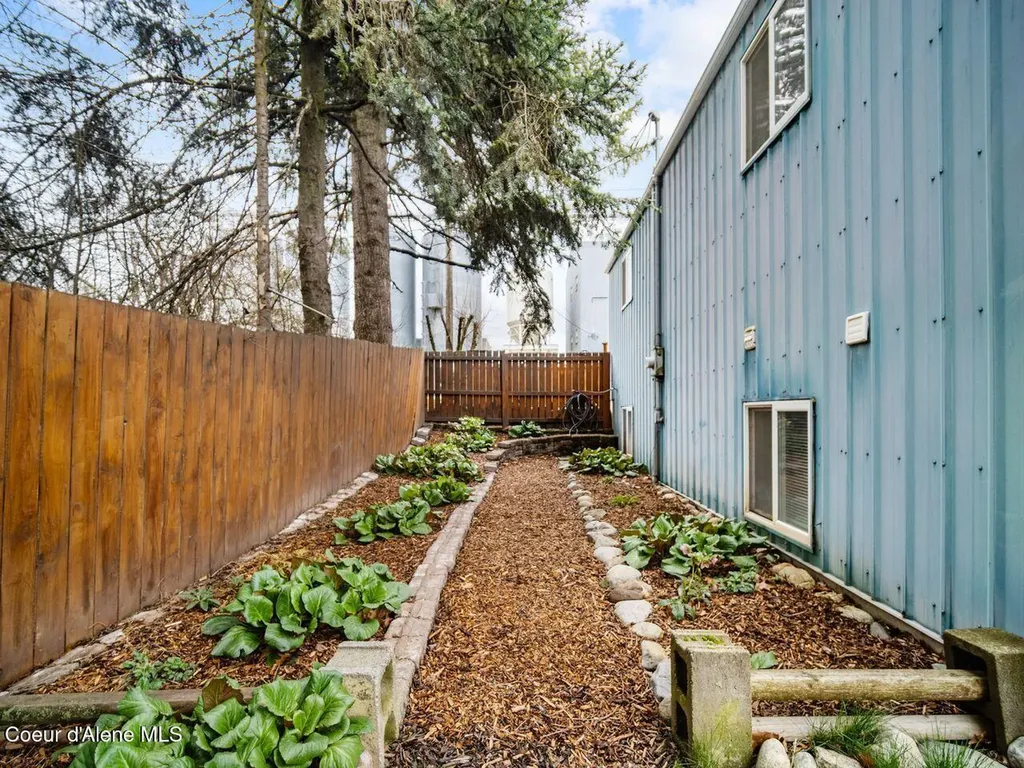 205 E Brewster Street Fairfield WA 99012