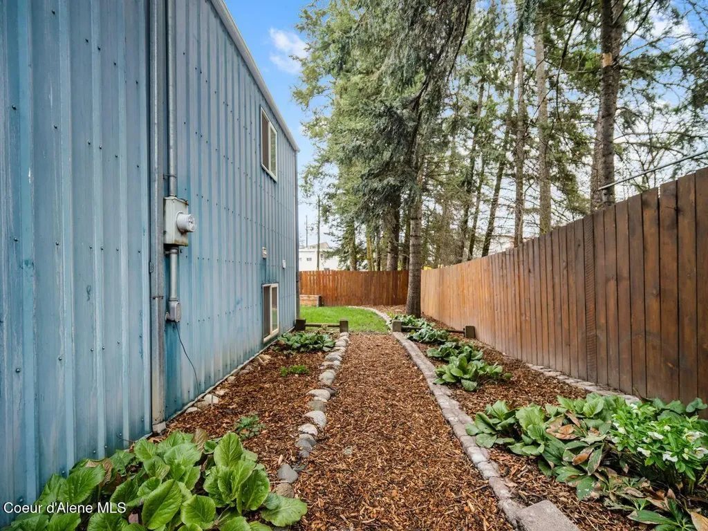 205 E Brewster Street Fairfield WA 99012