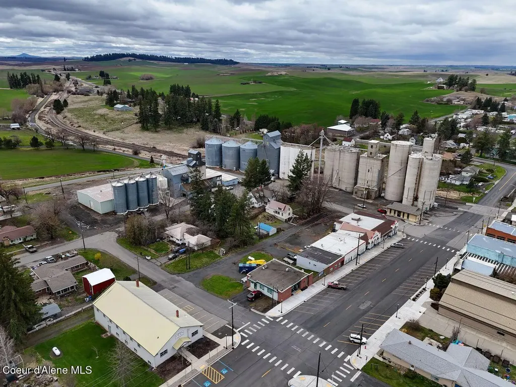 205 E Brewster Street Fairfield WA 99012