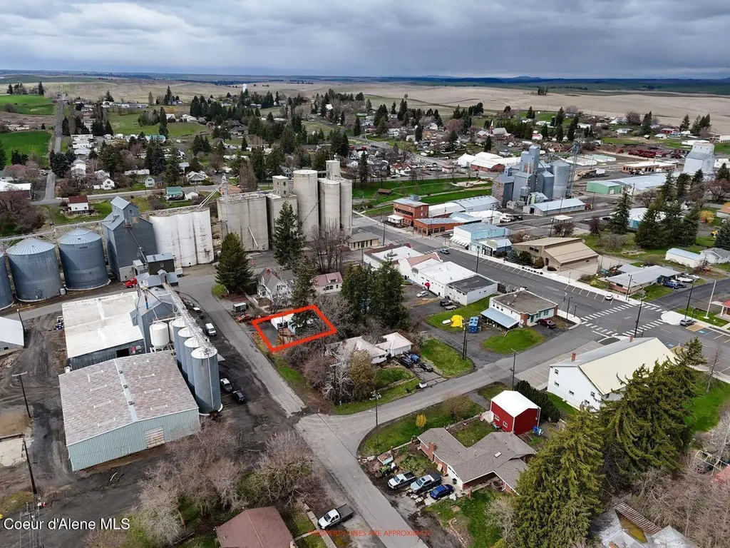 205 E Brewster Street Fairfield WA 99012