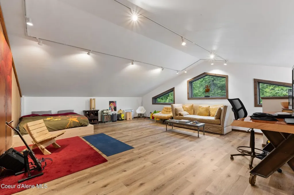172 Elk Hills Road Sandpoint ID 83864