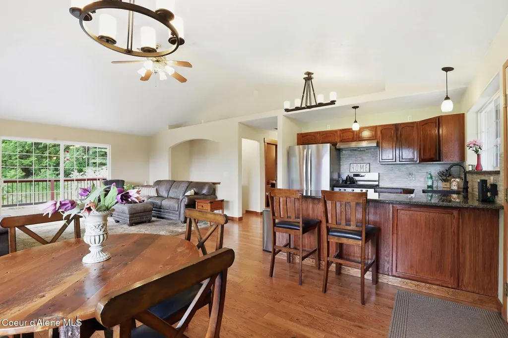 8766 W Barrett Drive Rathdrum ID 83858