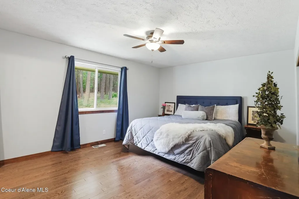 8766 W Barrett Drive Rathdrum ID 83858