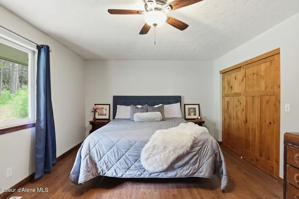 8766 W Barrett Drive Rathdrum ID 83858