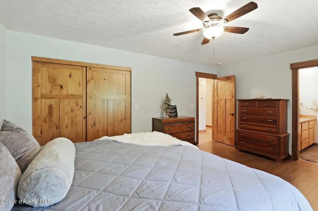 8766 W Barrett Drive Rathdrum ID 83858