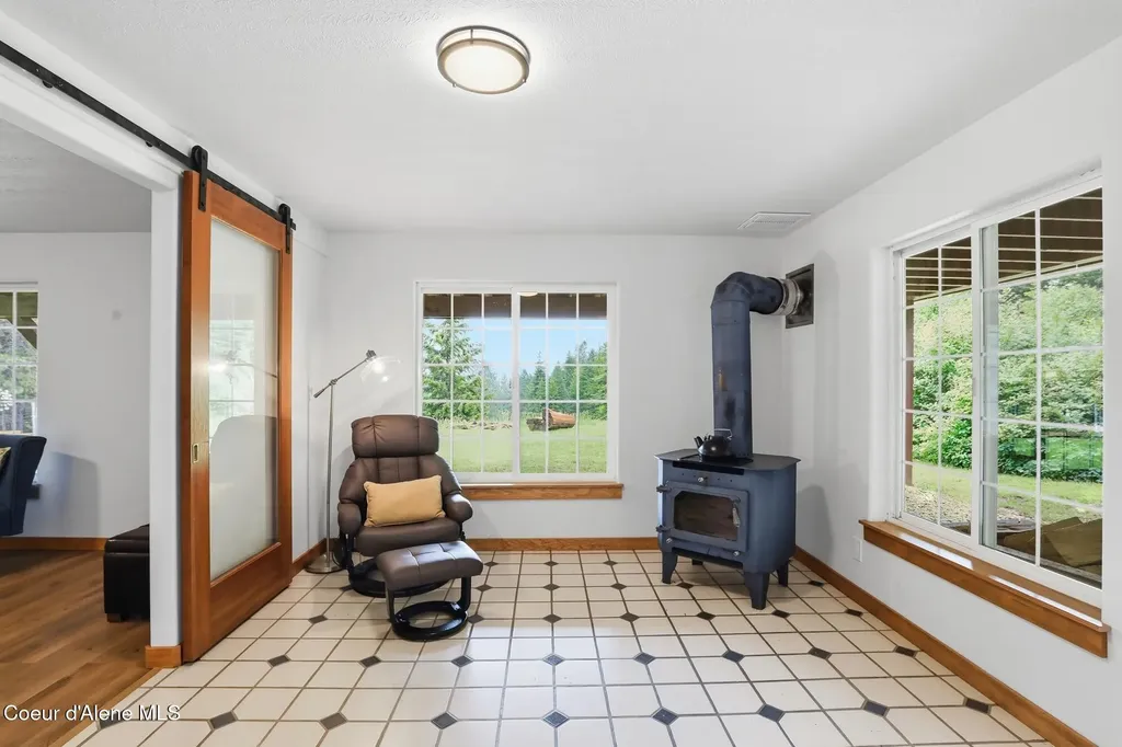 8766 W Barrett Drive Rathdrum ID 83858
