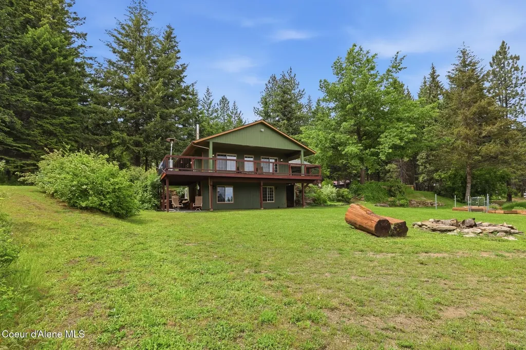 8766 W Barrett Drive Rathdrum ID 83858