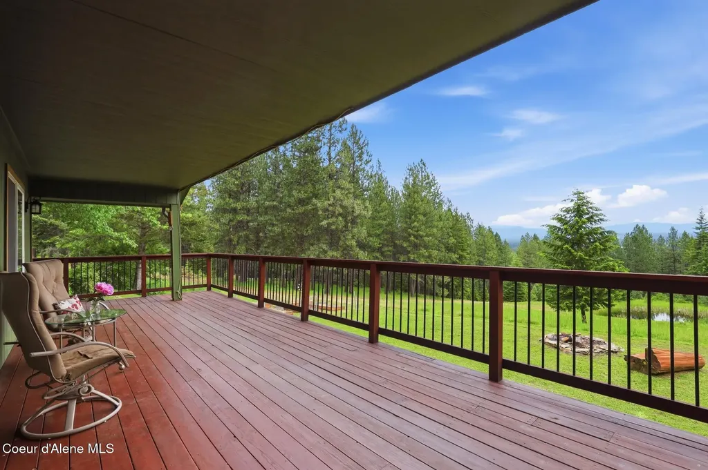 8766 W Barrett Drive Rathdrum ID 83858