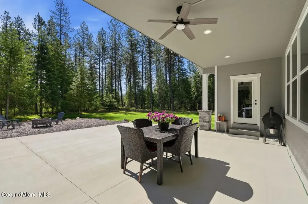 26658 N Channy Way Athol ID 83801