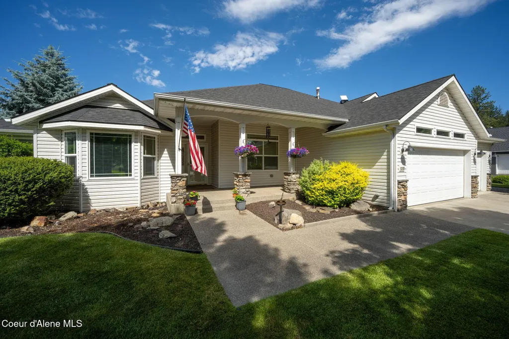 11393 N Rocking R Road Hayden ID 83835