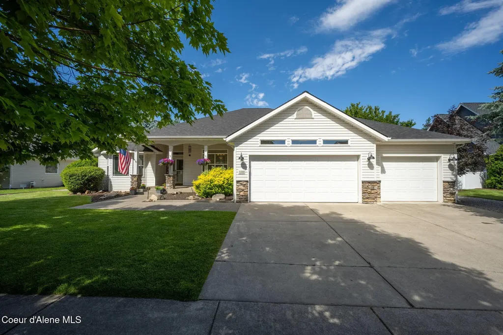 11393 N Rocking R Road Hayden ID 83835