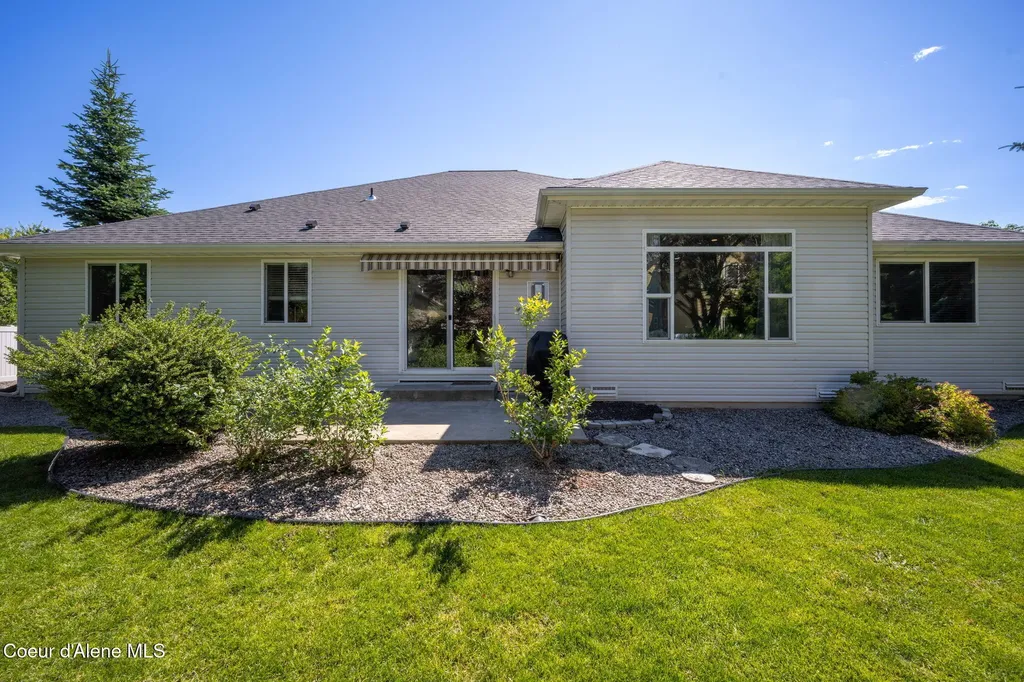 11393 N Rocking R Road Hayden ID 83835