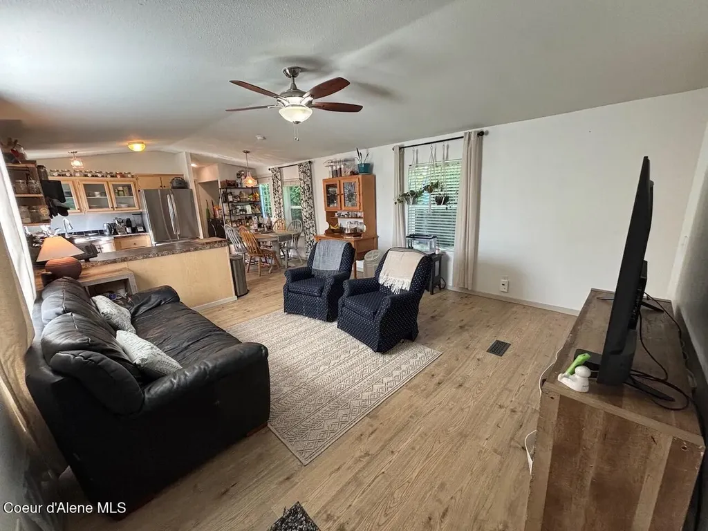 2063 W Gueneveres Way Post Falls ID 83854