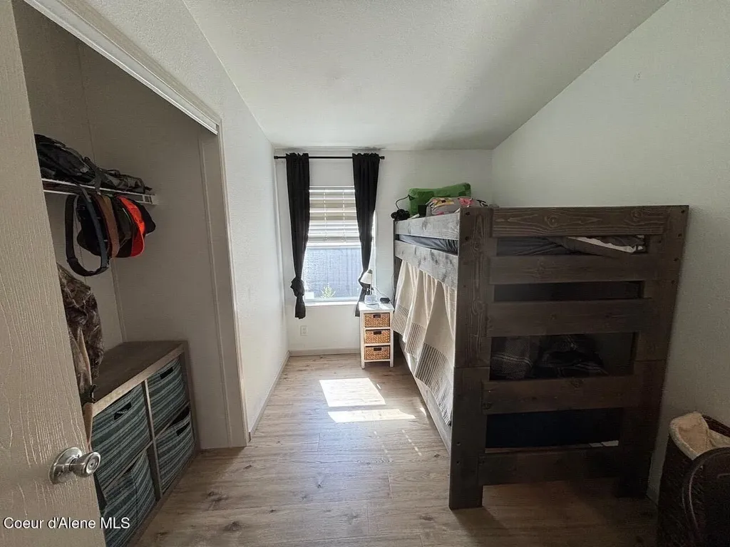 2063 W Gueneveres Way Post Falls ID 83854