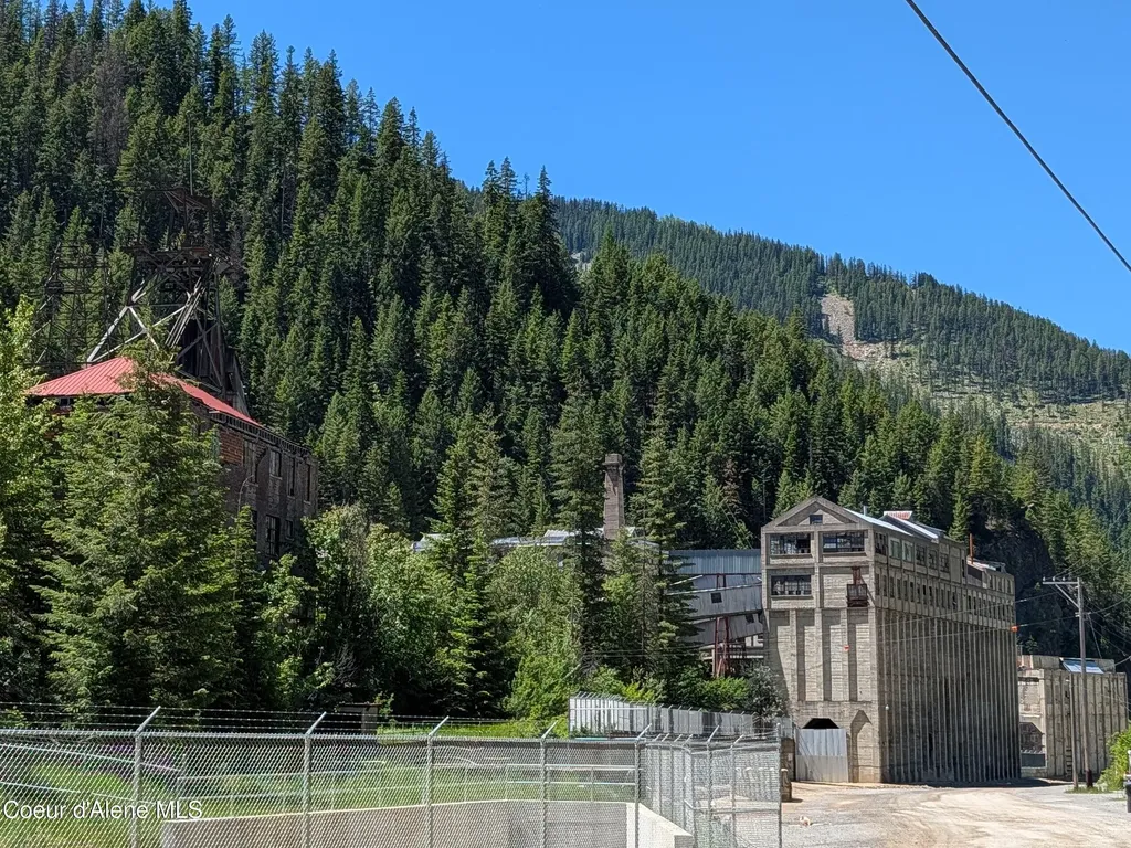 6515 Burke Road Wallace ID 83873