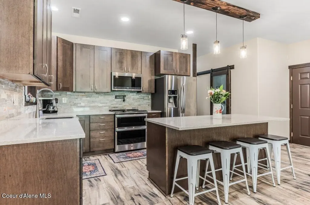 5525 W Coeur Dalene Drive Spirit Lake ID 83869
