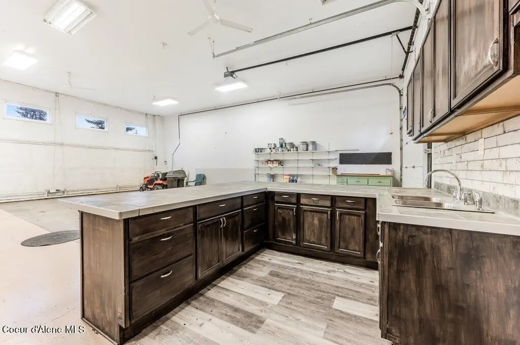 5525 W Coeur Dalene Drive Spirit Lake ID 83869
