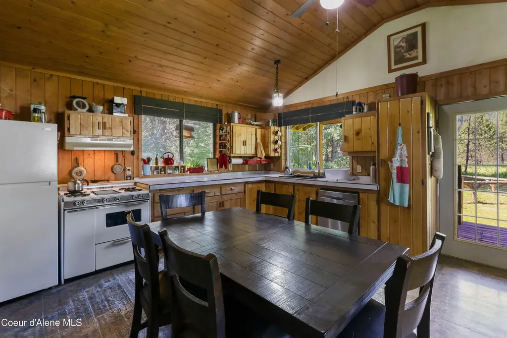 3446 Lw Quartz Creek Road Priest River ID 83856