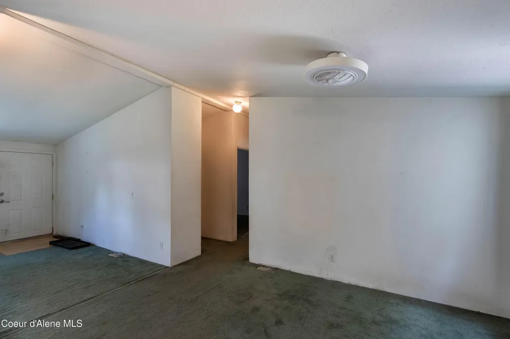 2 Rose Woods Lane Noxon MT 59853