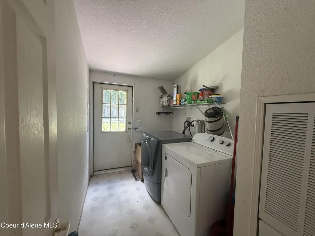 2 Rose Woods Lane Noxon MT 59853
